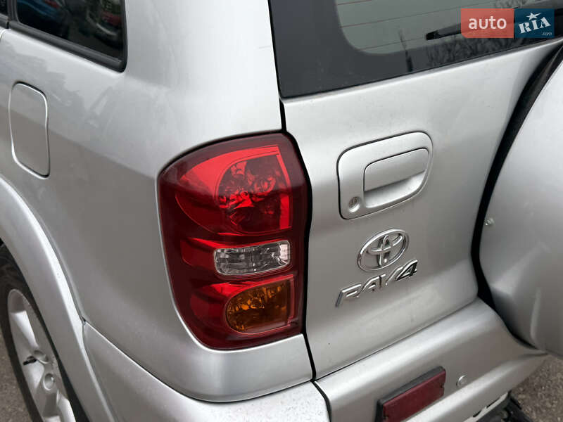 Позашляховик / Кросовер Toyota RAV4 2004 в Одесі фото 5 Позашляховик / Кросовер Toyota RAV4 2004 в Одесі