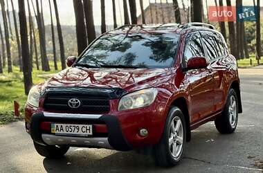 Внедорожник / Кроссовер Toyota RAV4 2007 в Киеве