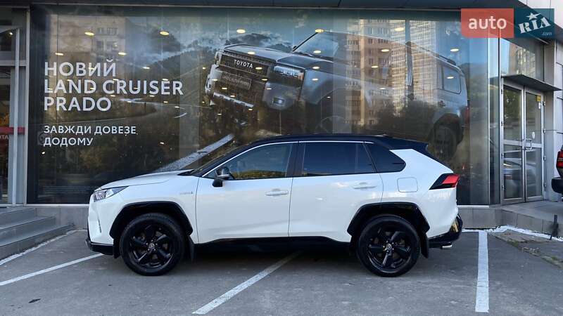 Внедорожник / Кроссовер Toyota RAV4 2020 в Одессе фото 3 Внедорожник / Кроссовер Toyota RAV4 2020 в Одессе