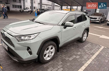 Позашляховик / Кросовер Toyota RAV4 2021 в Києві