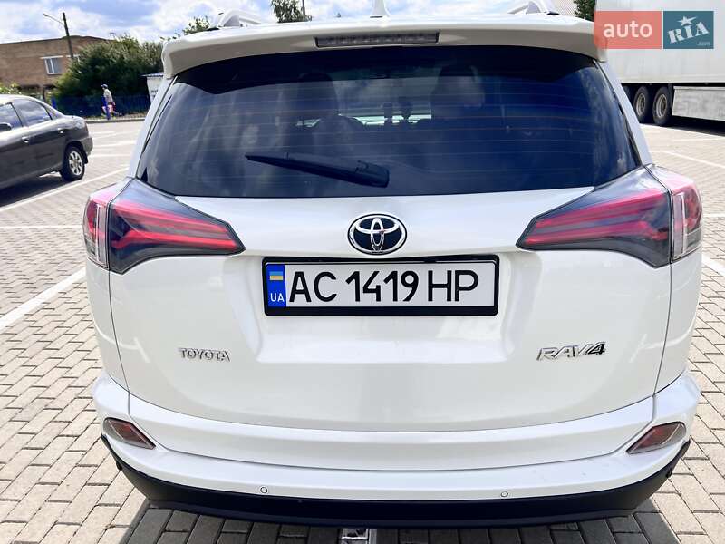 Внедорожник / Кроссовер Toyota RAV4 2018 в Нововолынске фото 37 Внедорожник / Кроссовер Toyota RAV4 2018 в Нововолынске