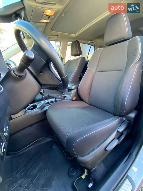 Позашляховик / Кросовер Toyota RAV4 2018 в Івано-Франківську