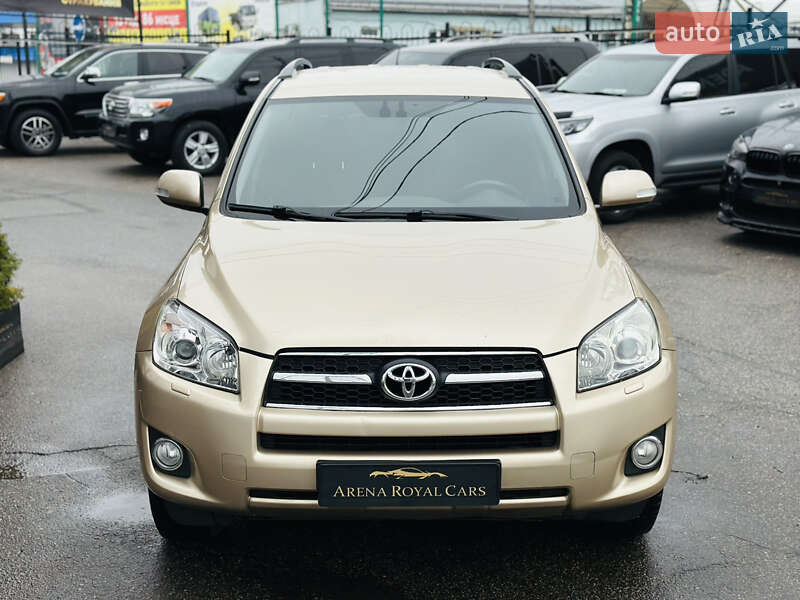 Внедорожник / Кроссовер Toyota RAV4 2009 в Харькове