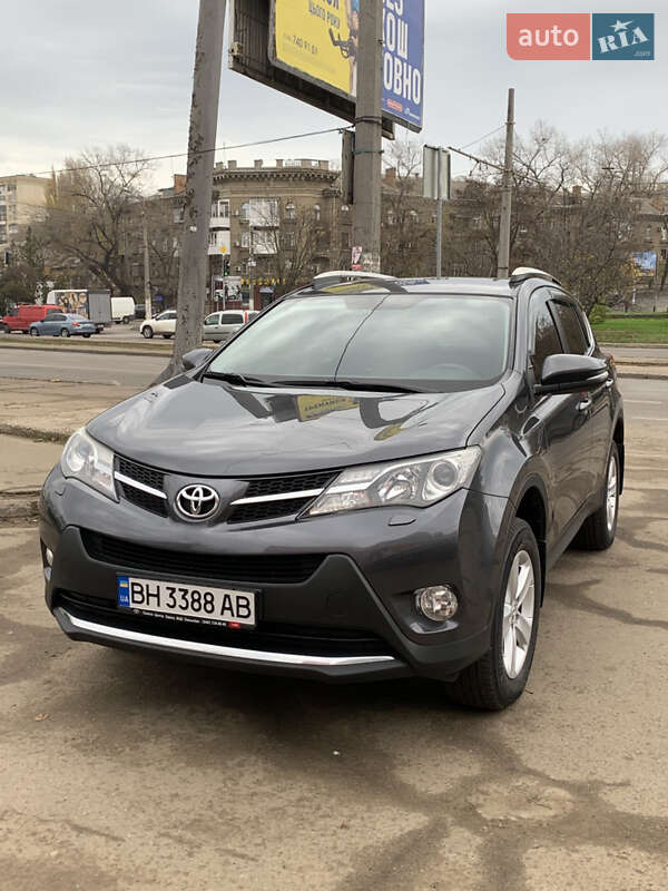 Внедорожник / Кроссовер Toyota RAV4 2013 в Одессе