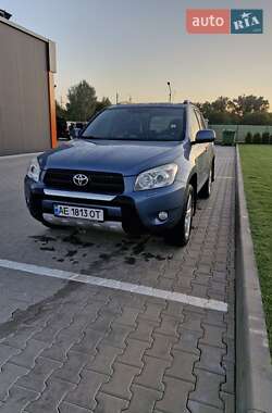 Внедорожник / Кроссовер Toyota RAV4 2006 в Виннице