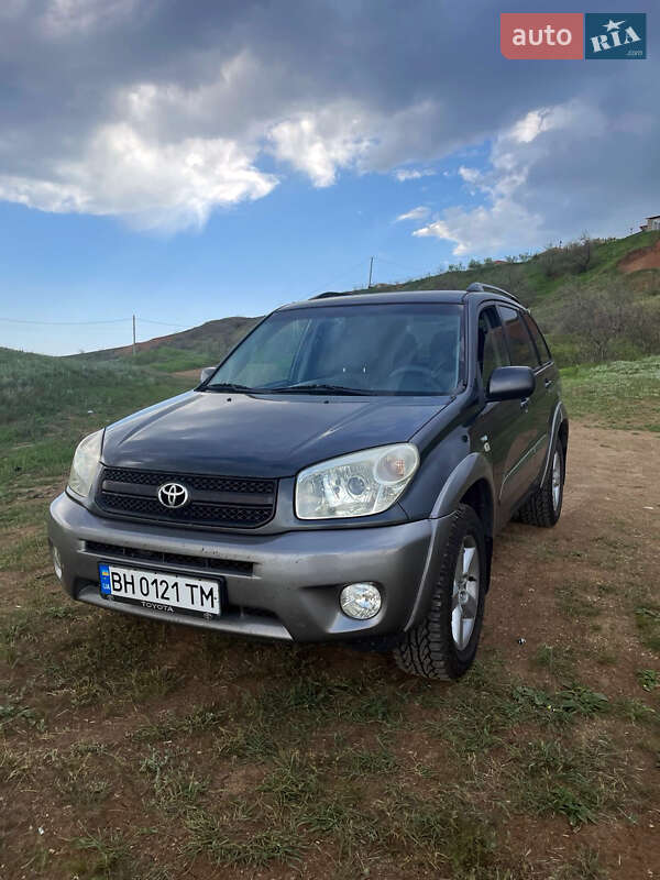 Внедорожник / Кроссовер Toyota RAV4 2004 в Киеве фото 4 Внедорожник / Кроссовер Toyota RAV4 2004 в Киеве