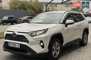 Внедорожник / Кроссовер Toyota RAV4 2021 в Житомире
