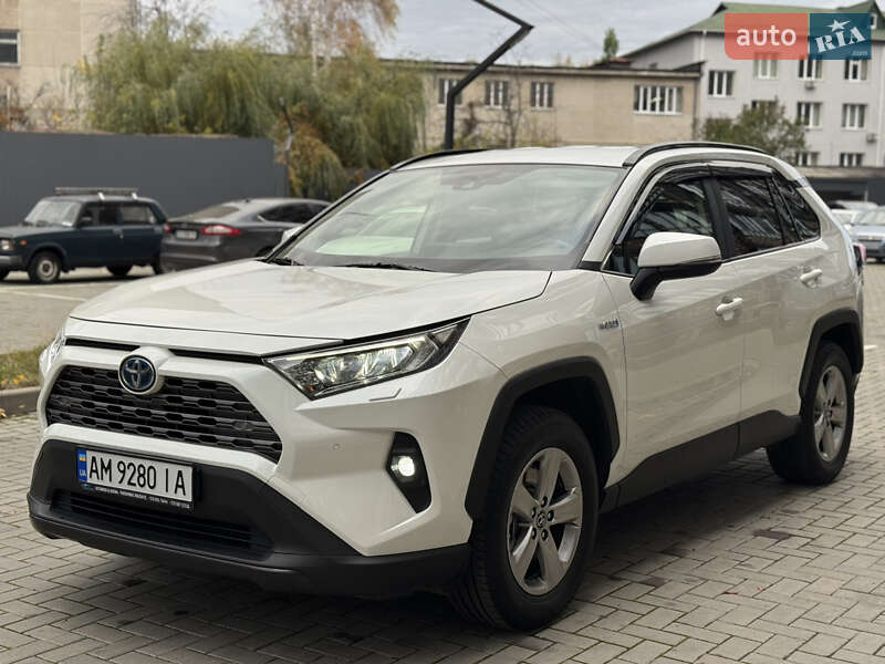 Toyota RAV4 2021