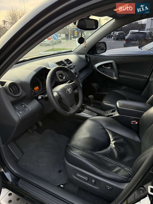 Внедорожник / Кроссовер Toyota RAV4 2010 в Кременчуге фото 13 Внедорожник / Кроссовер Toyota RAV4 2010 в Кременчуге