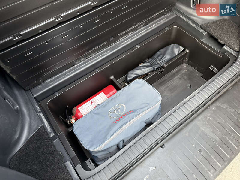 Внедорожник / Кроссовер Toyota RAV4 2010 в Кременчуге фото 18 Внедорожник / Кроссовер Toyota RAV4 2010 в Кременчуге