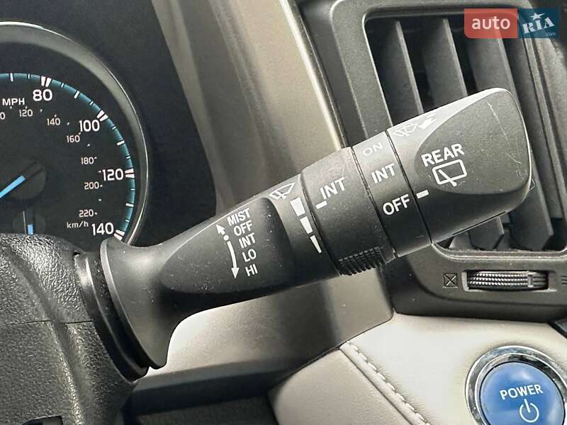 Внедорожник / Кроссовер Toyota RAV4 2017 в Киеве