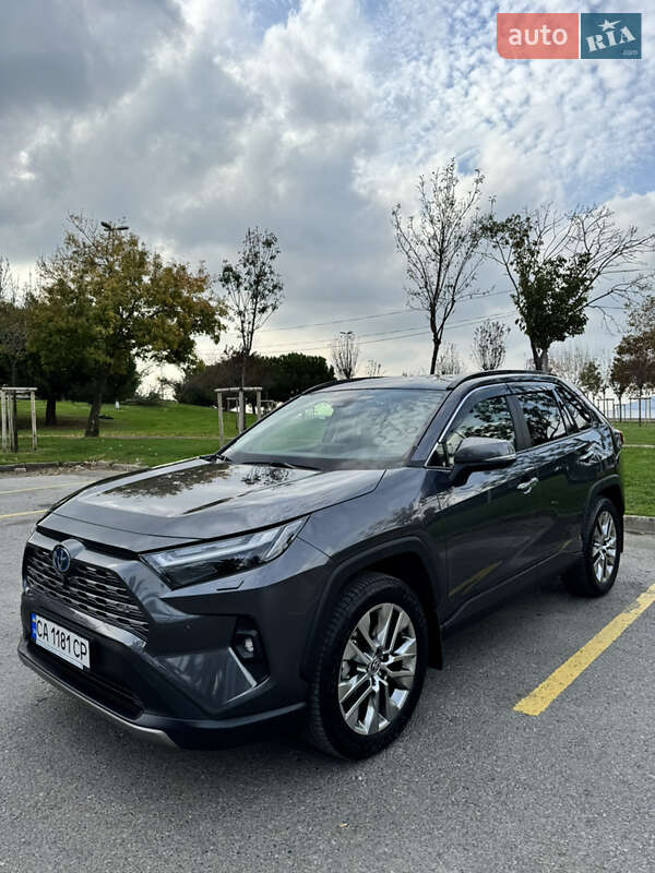 Внедорожник / Кроссовер Toyota RAV4 2022 в Одессе