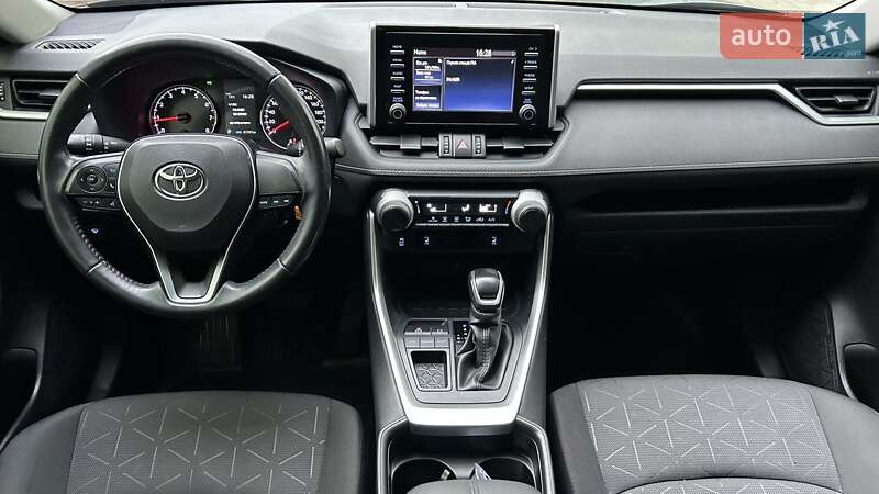 Внедорожник / Кроссовер Toyota RAV4 2020 в Киеве фото 8 Внедорожник / Кроссовер Toyota RAV4 2020 в Киеве