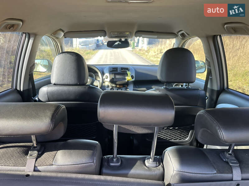 Внедорожник / Кроссовер Toyota RAV4 2012 в Львове фото 7 Внедорожник / Кроссовер Toyota RAV4 2012 в Львове