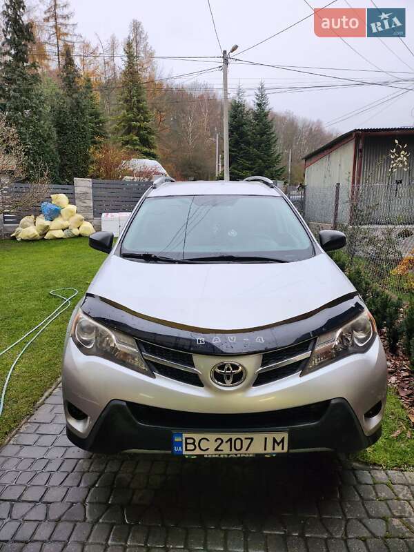 Позашляховик / Кросовер Toyota RAV4 2013 в Львові фото 4 Позашляховик / Кросовер Toyota RAV4 2013 в Львові