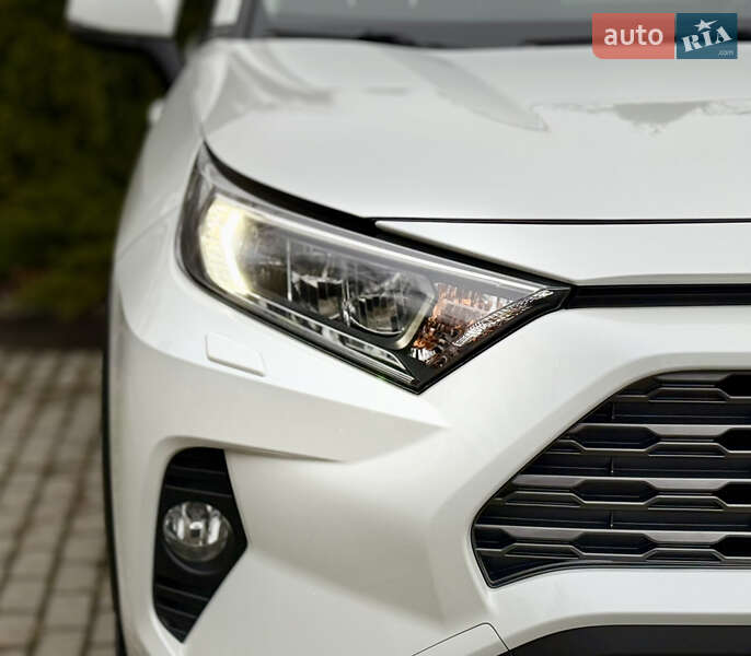 Внедорожник / Кроссовер Toyota RAV4 2019 в Харькове фото 23 Внедорожник / Кроссовер Toyota RAV4 2019 в Харькове