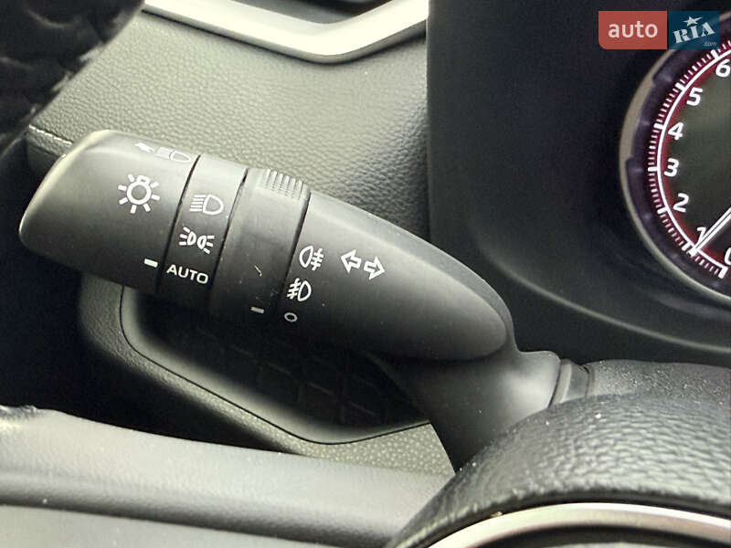 Внедорожник / Кроссовер Toyota RAV4 2019 в Харькове фото 52 Внедорожник / Кроссовер Toyota RAV4 2019 в Харькове