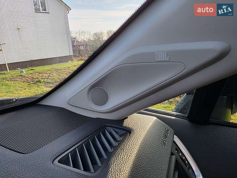 Внедорожник / Кроссовер Toyota RAV4 2023 в Львове