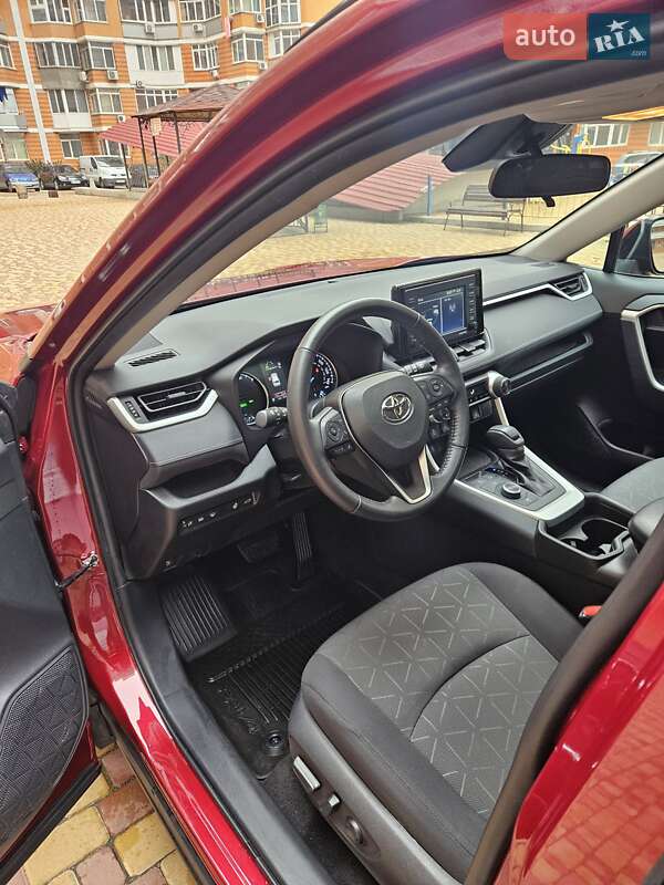Внедорожник / Кроссовер Toyota RAV4 2021 в Одессе