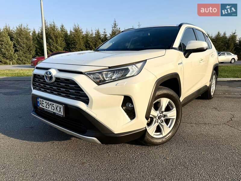 Внедорожник / Кроссовер Toyota RAV4 2019 в Днепре