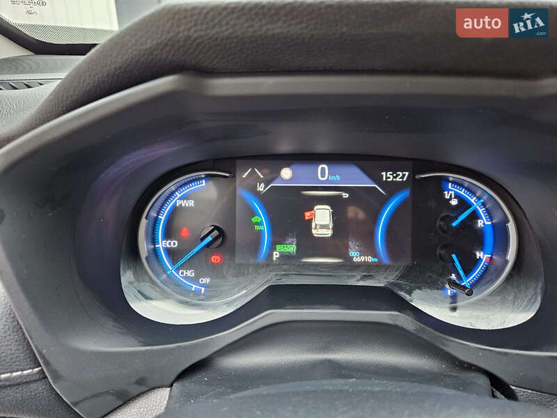 Внедорожник / Кроссовер Toyota RAV4 2020 в Ужгороде