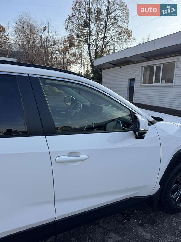 Позашляховик / Кросовер Toyota RAV4 2023 в Харкові