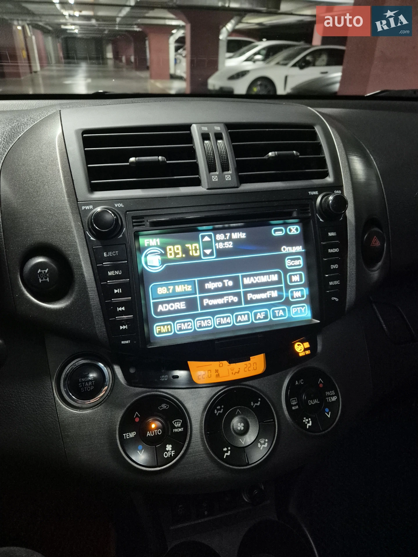 2011 Toyota RAV 4 - мініатюра 10