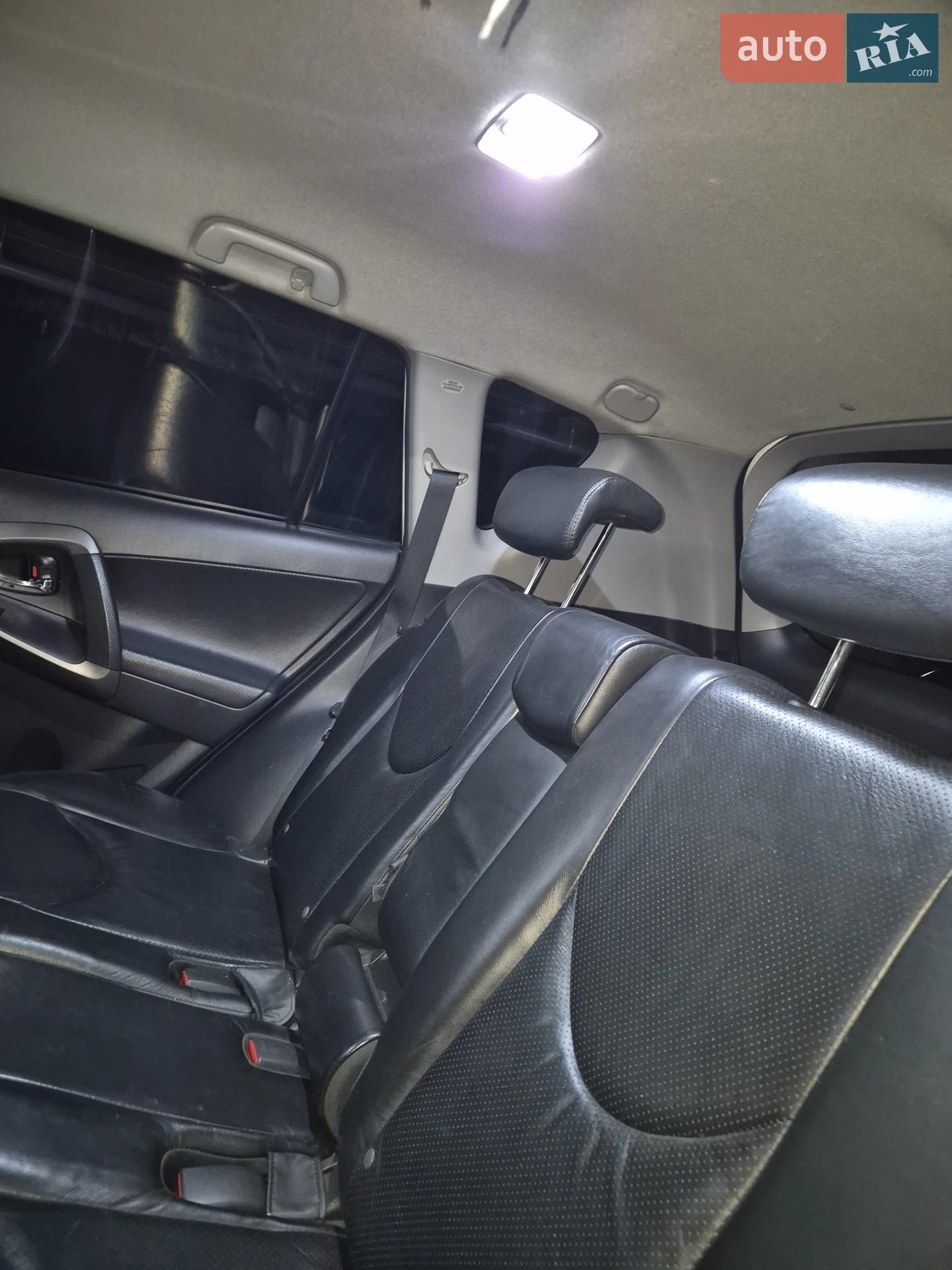 2011 Toyota RAV 4 - мініатюра 16