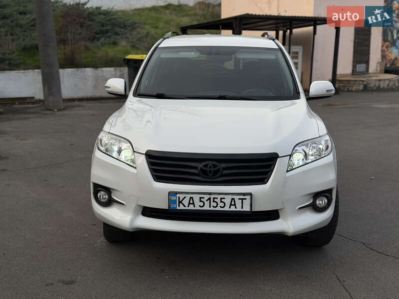 Внедорожник / Кроссовер Toyota RAV4 2011 в Одессе