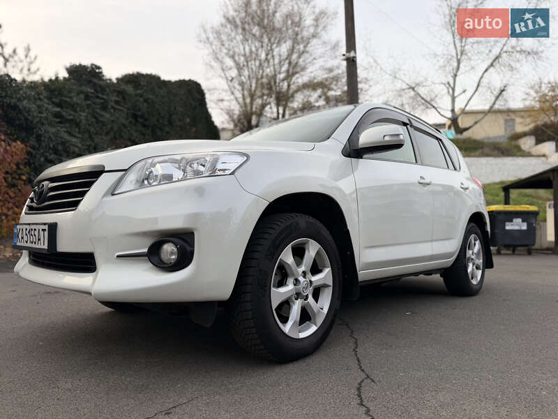 Внедорожник / Кроссовер Toyota RAV4 2011 в Одессе