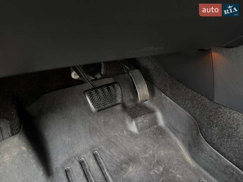 Внедорожник / Кроссовер Toyota RAV4 2011 в Одессе