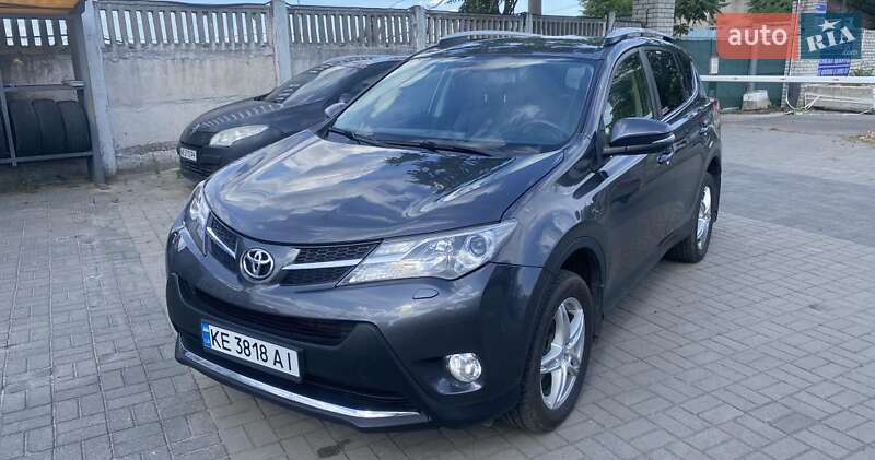 Позашляховик / Кросовер Toyota RAV4 2014 в Дніпрі