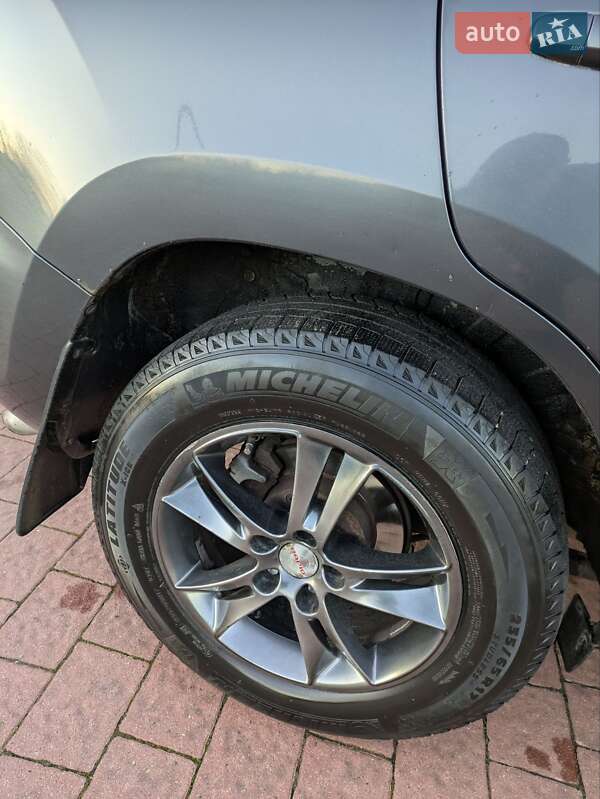 Внедорожник / Кроссовер Toyota RAV4 2006 в Трускавце