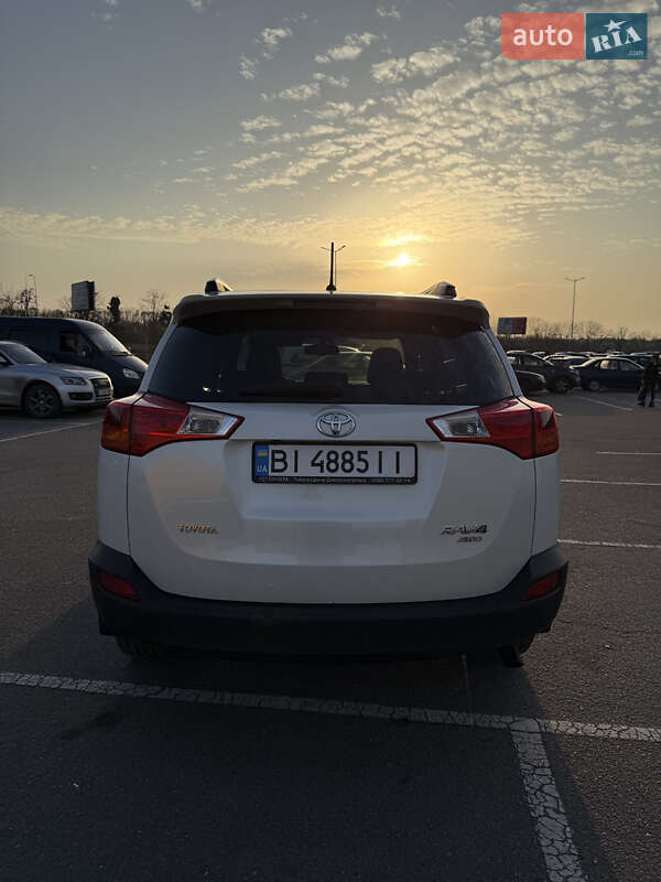 Внедорожник / Кроссовер Toyota RAV4 2013 в Полтаве фото 8 Внедорожник / Кроссовер Toyota RAV4 2013 в Полтаве