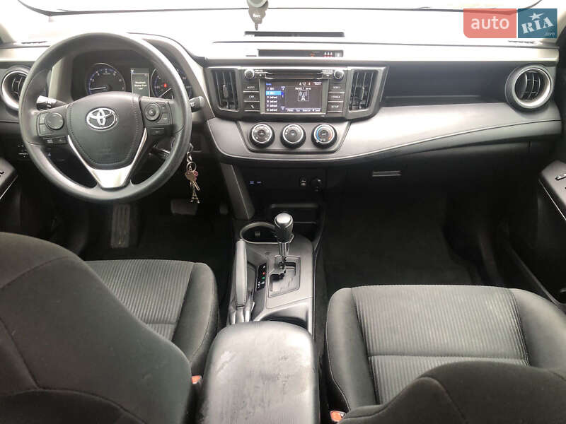 Позашляховик / Кросовер Toyota RAV4 2016 в Старому Самборі