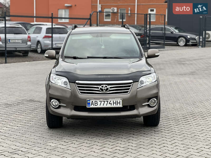 Позашляховик / Кросовер Toyota RAV4 2010 в Вінниці