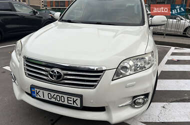 Внедорожник / Кроссовер Toyota RAV4 2011 в Софиевской Борщаговке
