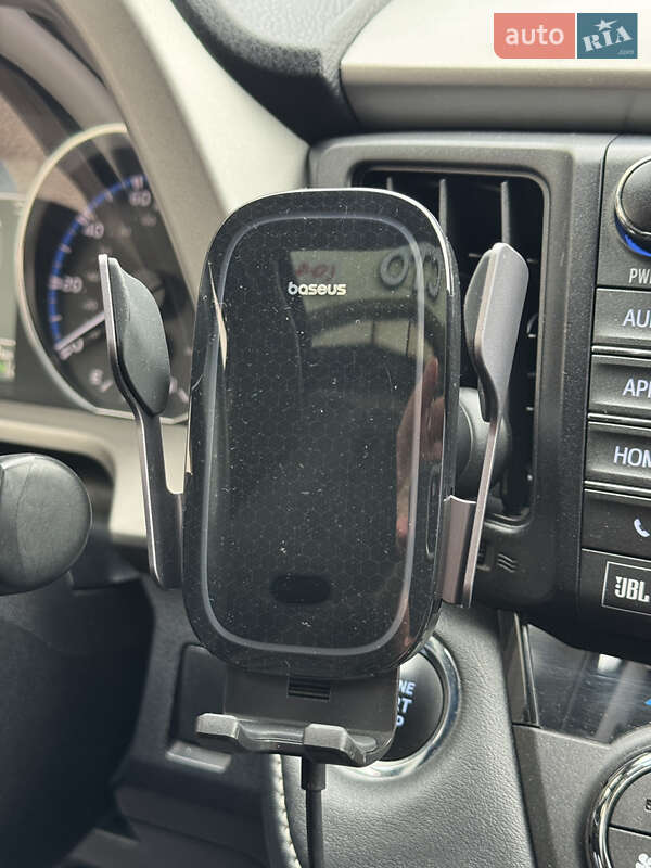 Внедорожник / Кроссовер Toyota RAV4 2016 в Киеве