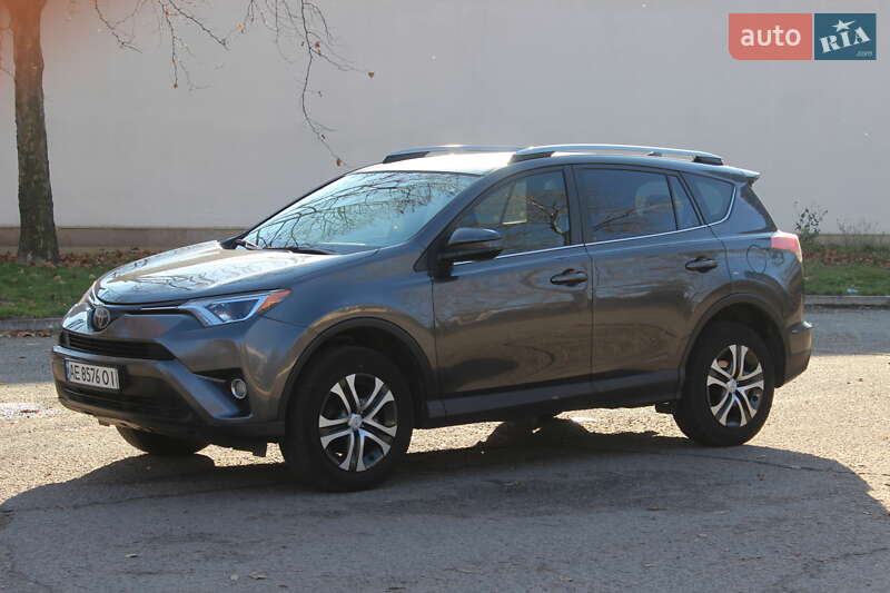 Внедорожник / Кроссовер Toyota RAV4 2016 в Днепре фото 2 Внедорожник / Кроссовер Toyota RAV4 2016 в Днепре