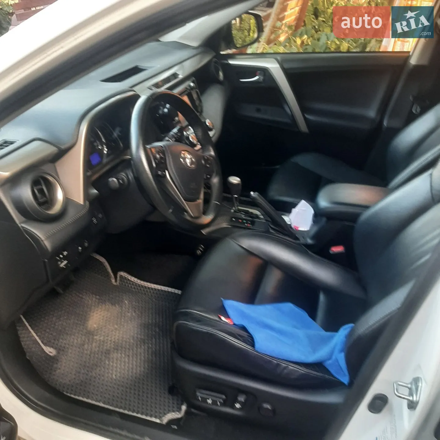 2014 Toyota RAV 4 - мініатюра 14