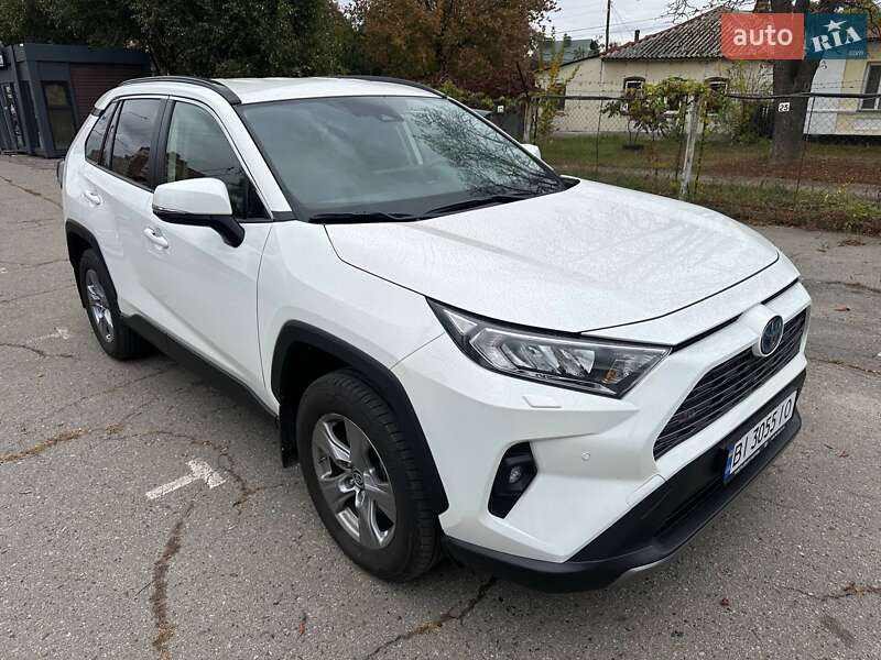 Позашляховик / Кросовер Toyota RAV4 2025 в Полтаві