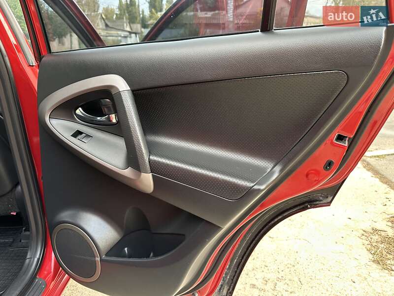 Позашляховик / Кросовер Toyota RAV4 2008 в Одесі