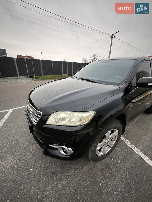 Внедорожник / Кроссовер Toyota RAV4 2012 в Ирпене