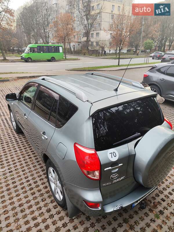 Внедорожник / Кроссовер Toyota RAV4 2007 в Киеве фото 5 Внедорожник / Кроссовер Toyota RAV4 2007 в Киеве