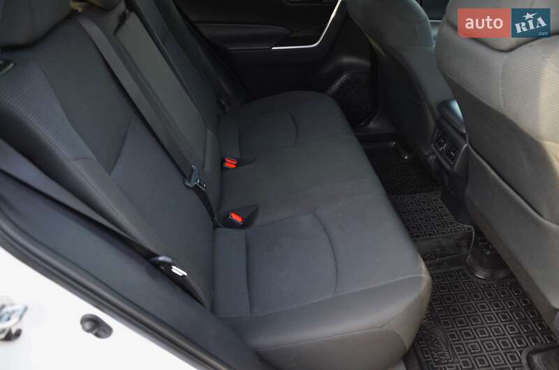 Внедорожник / Кроссовер Toyota RAV4 2022 в Киеве
