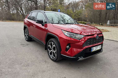 Внедорожник / Кроссовер Toyota RAV4 2021 в Полтаве