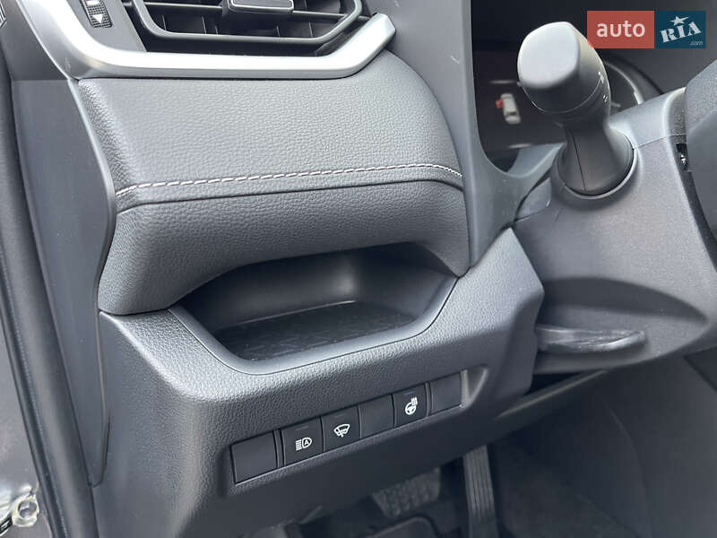 Внедорожник / Кроссовер Toyota RAV4 2022 в Черновцах