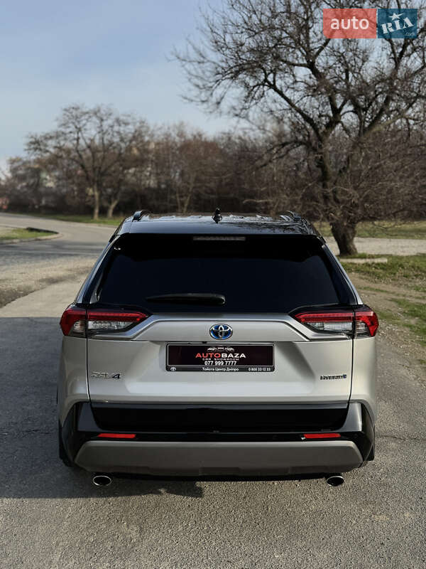 Внедорожник / Кроссовер Toyota RAV4 2019 в Днепре