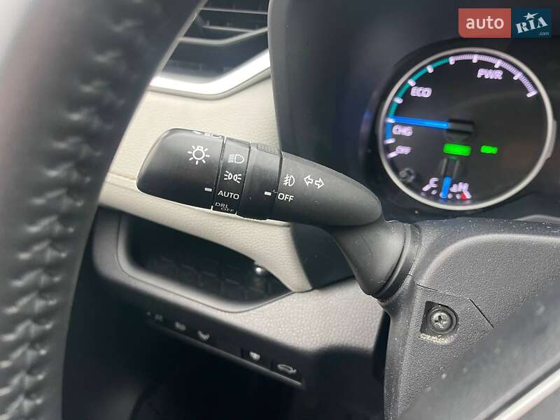 Внедорожник / Кроссовер Toyota RAV4 2022 в Киеве