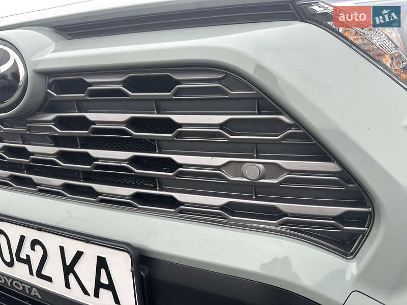 Позашляховик / Кросовер Toyota RAV4 2023 в Києві фото 4 Позашляховик / Кросовер Toyota RAV4 2023 в Києві